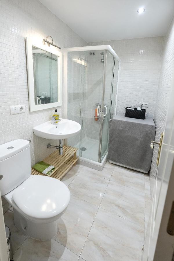 Ferienwohnung Apartamento A Redes Sevilla Exterior foto